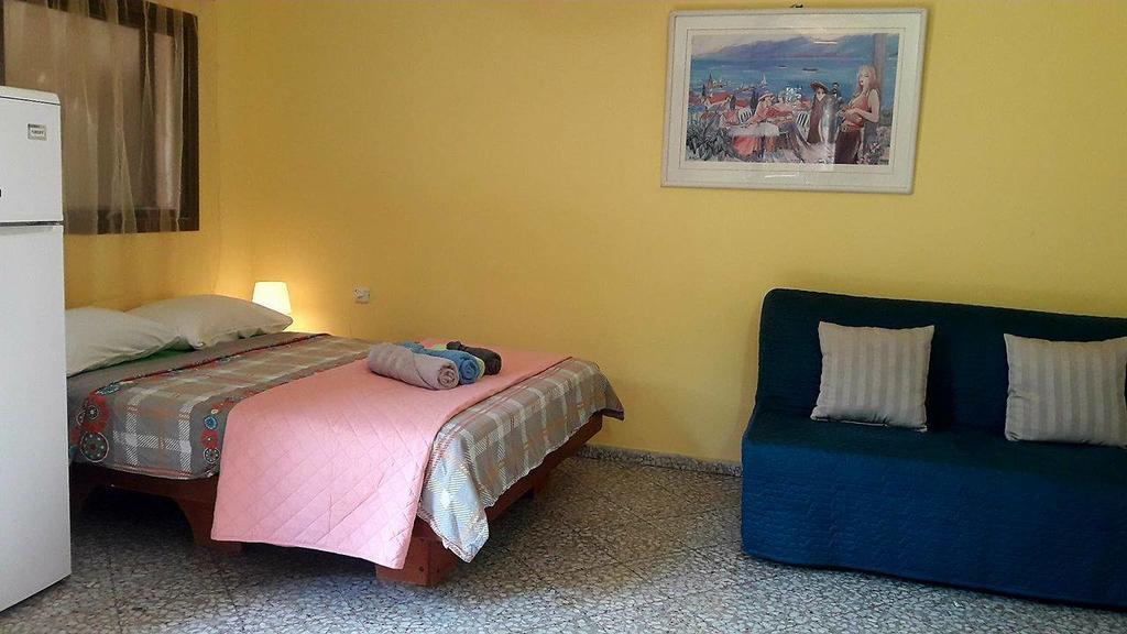 Lesanel - Guest House Αράντ Εξωτερικό φωτογραφία